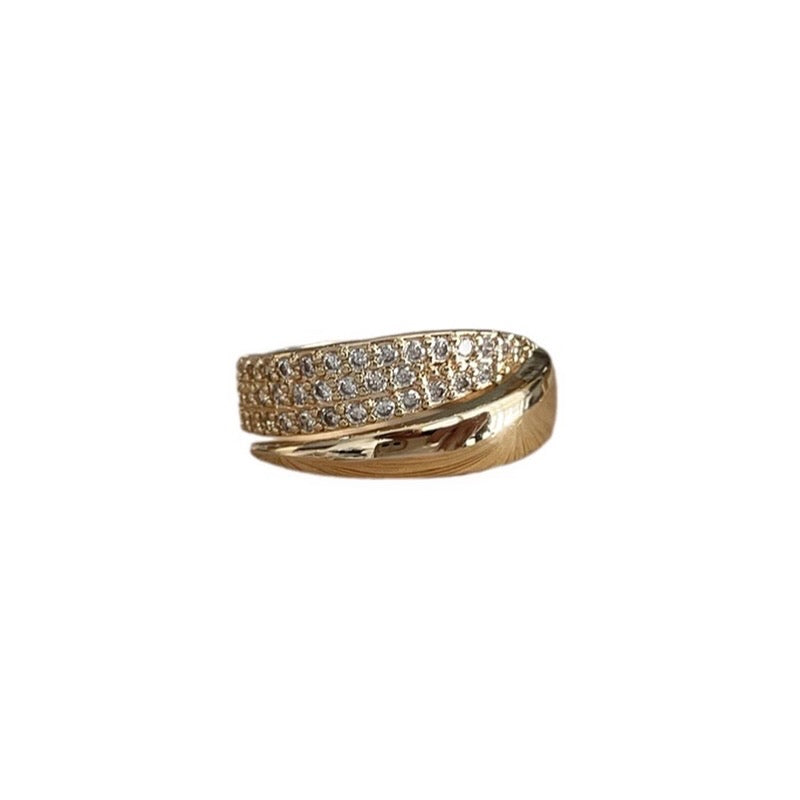 Anillo cruzado zirconias