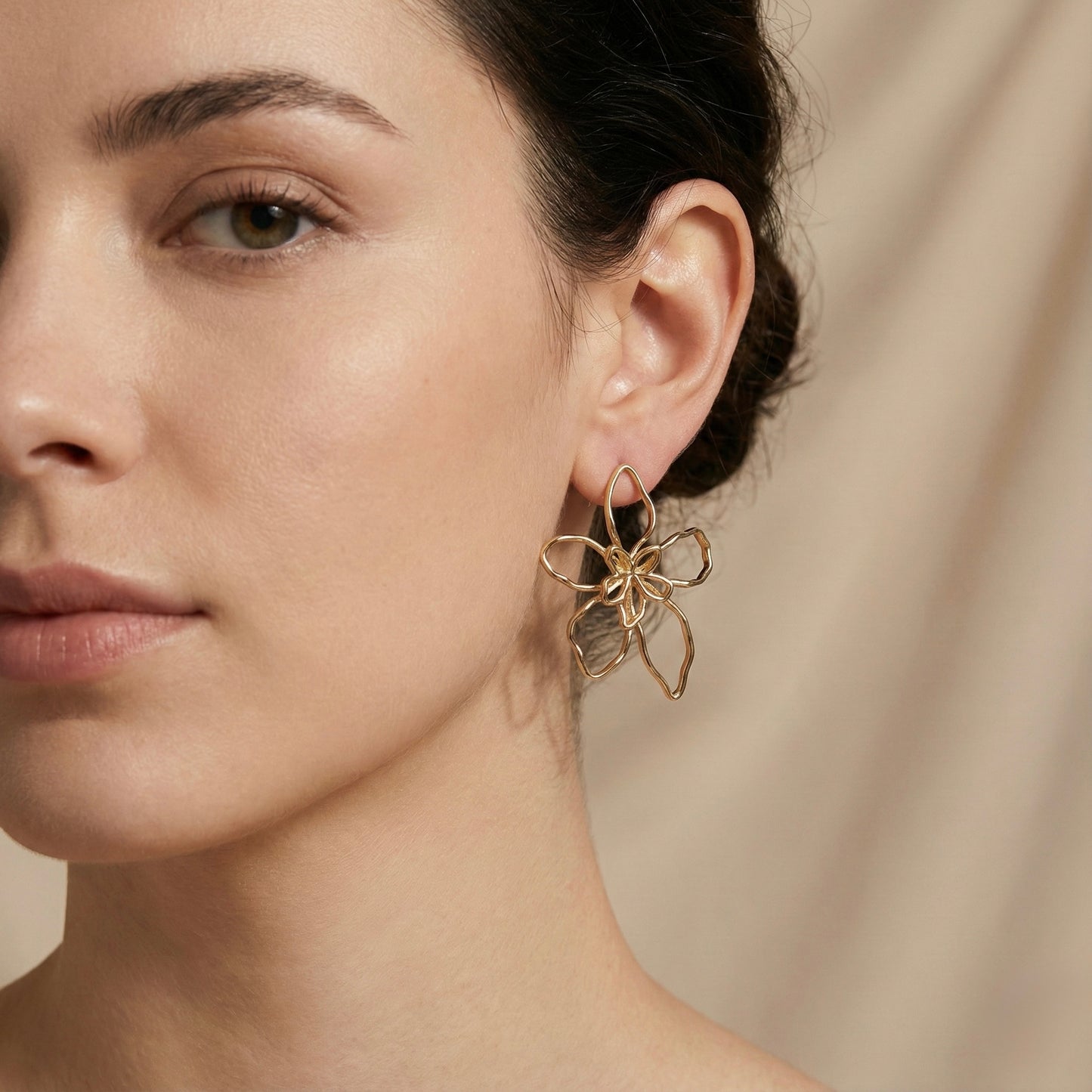 Aretes Flor contorno