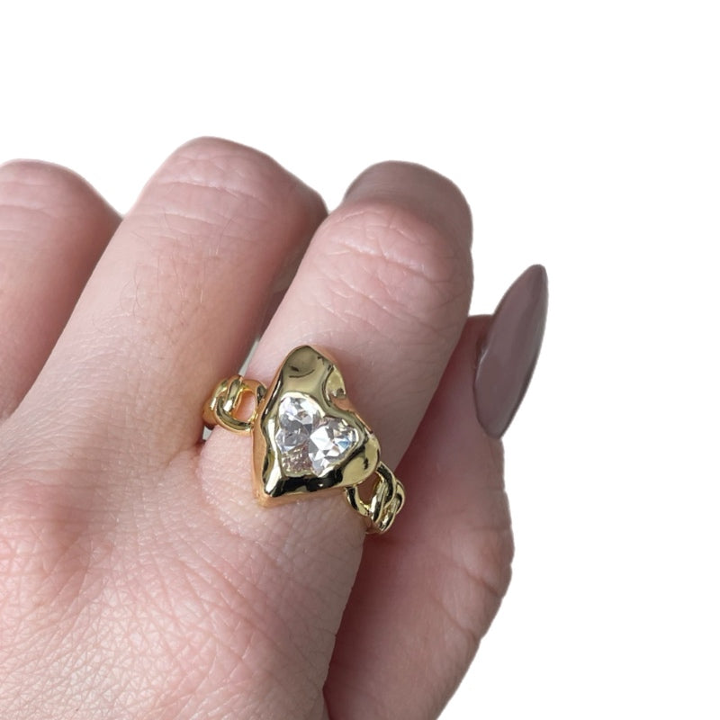 Anillo corazón roca