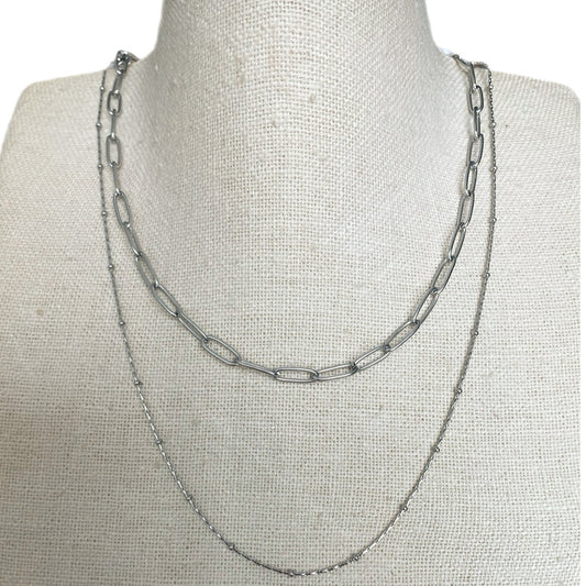 Collar doble plateado