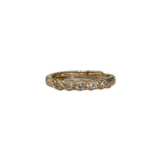 Anillo torcido zirconias