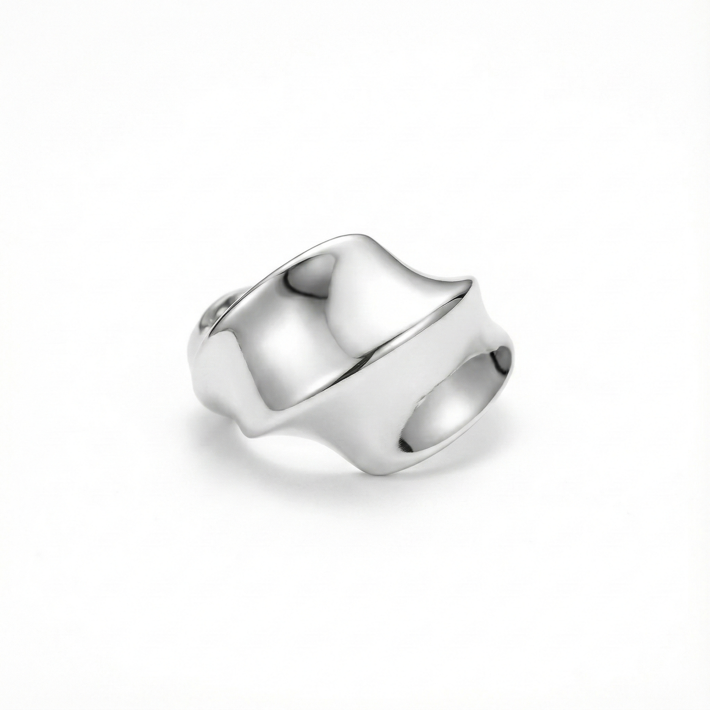 Anillo croissant plateado