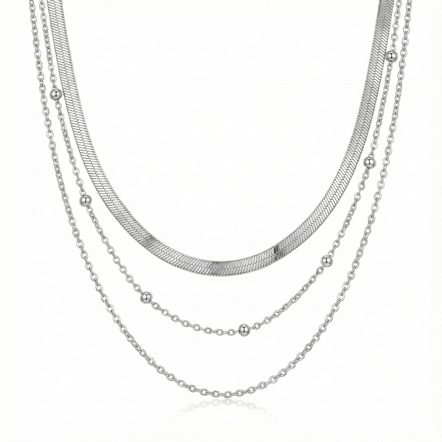 Collar triple clásico plateado