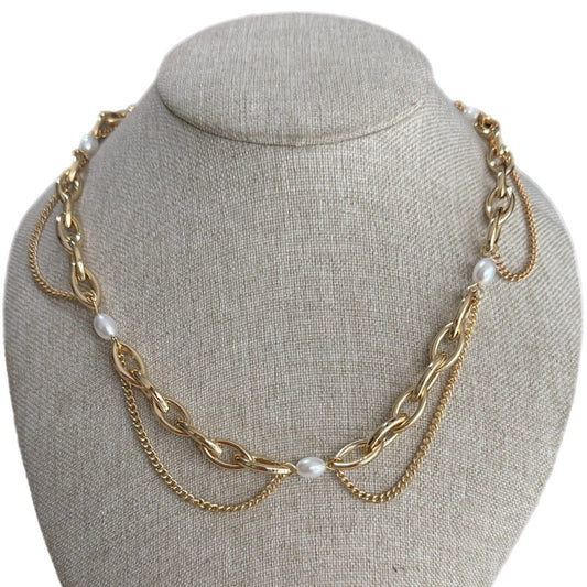 Collar perlas cadenas