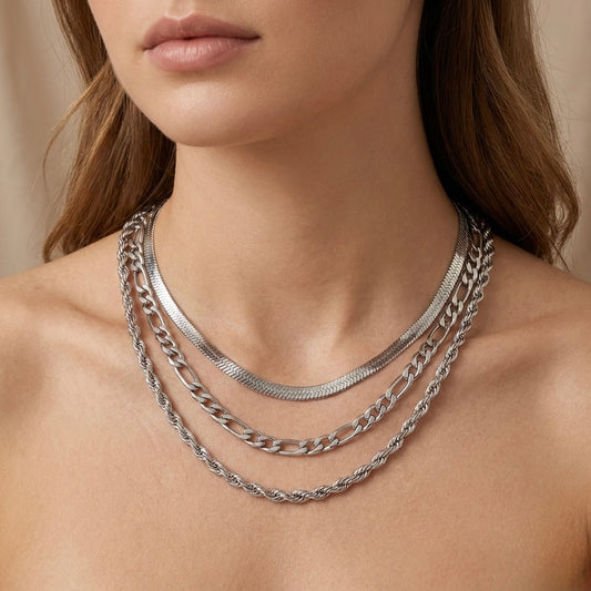 Collar triple cadena plateado