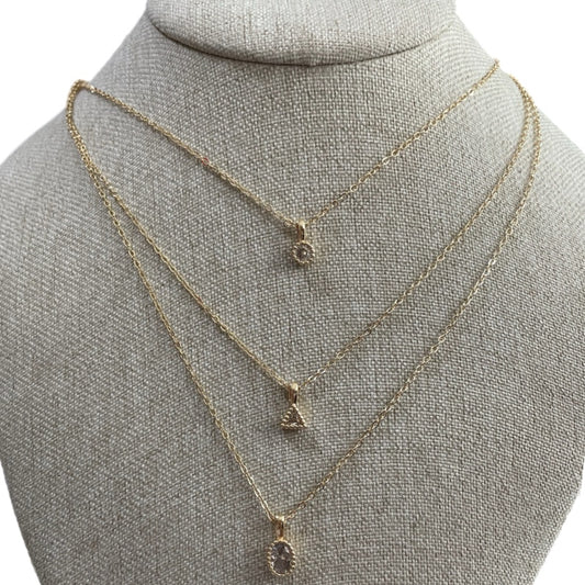 Collar triple zirconias
