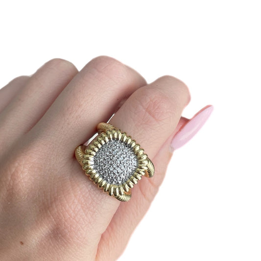 Anillo bicolor cuadro
