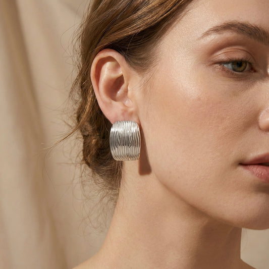 Aretes líneas plateados